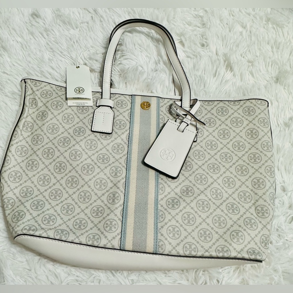 Hot Summer Sale! 🏷️ Tory Burch T Monogram Coated Canvas Small Tote